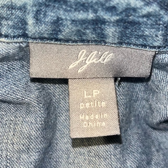 J. Jill Petite Women’s Long Sleeves Denim Blouse size LP - Picture 6 of 8